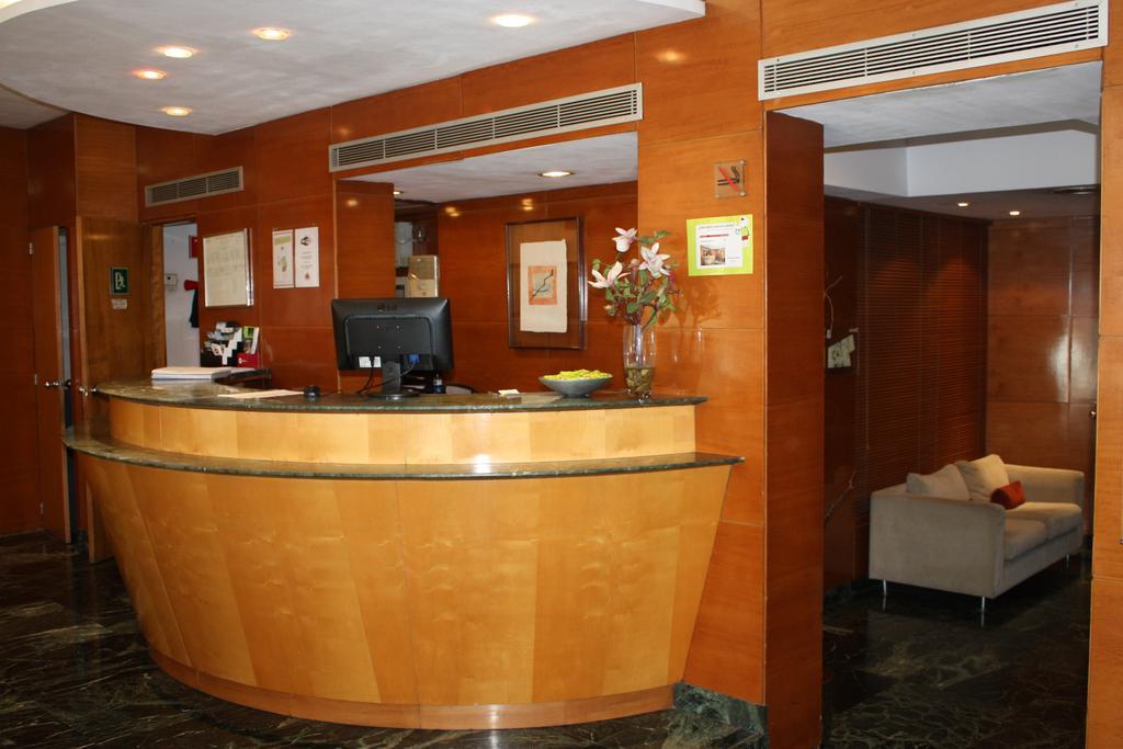 Hotel Pedralbes Barcelona Bagian luar foto